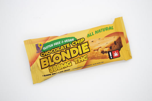 D9-HI Chocolate Chip Blondie